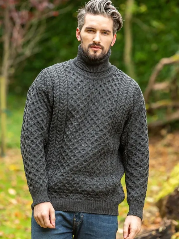 Outlet Sweater Shop Men's Traditional Aran Turtleneck Sweater